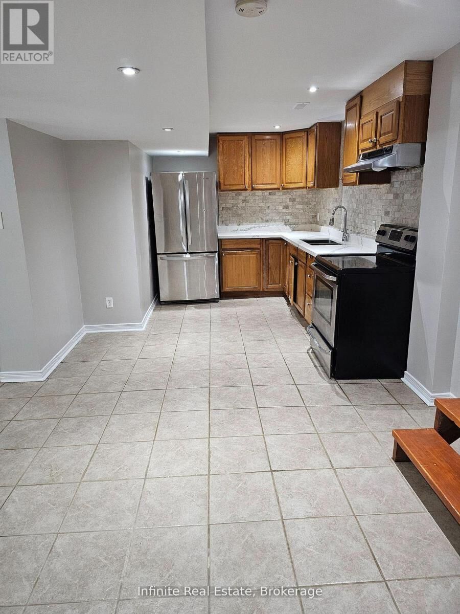 Property Photo:  345 Queen Mary Drive  ON L7A 3S7 