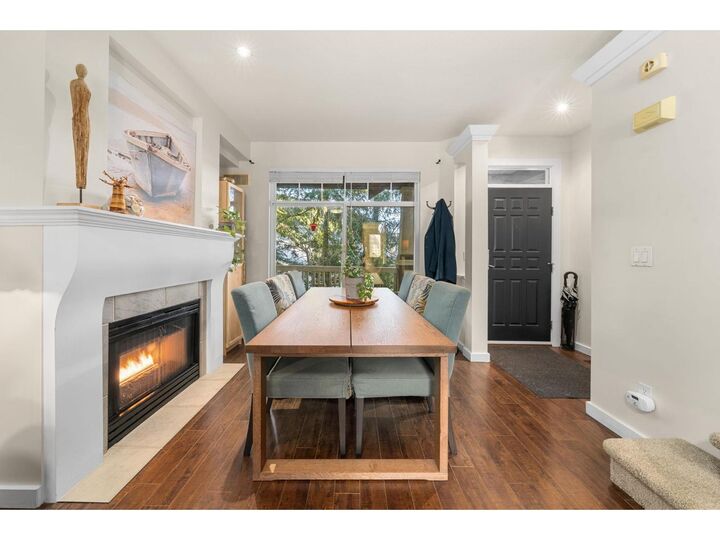 Property Photo:  2678 King George Boulevard 41  BC V4P 1H6 