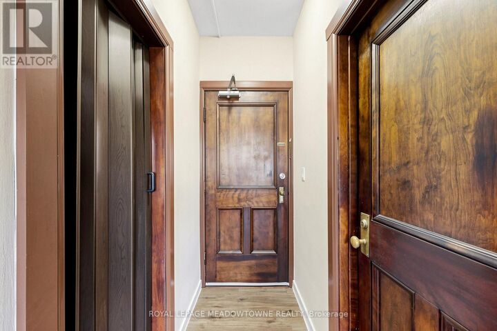 Property Photo:  70 Mill Street 1  ON L7G 2C9 