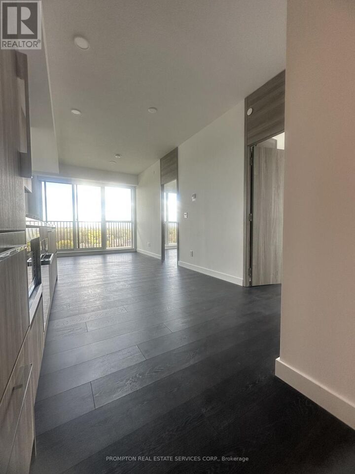 Property Photo:  75 Billes Heights 805  ON M2K 0J8 