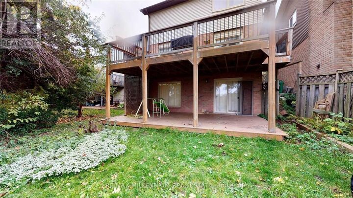 Property Photo:  8 Dalzell Avenue  ON L6Z 2C5 