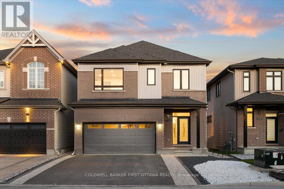 Property Photo:  116 Ryland Street  ON K2J 6R1 