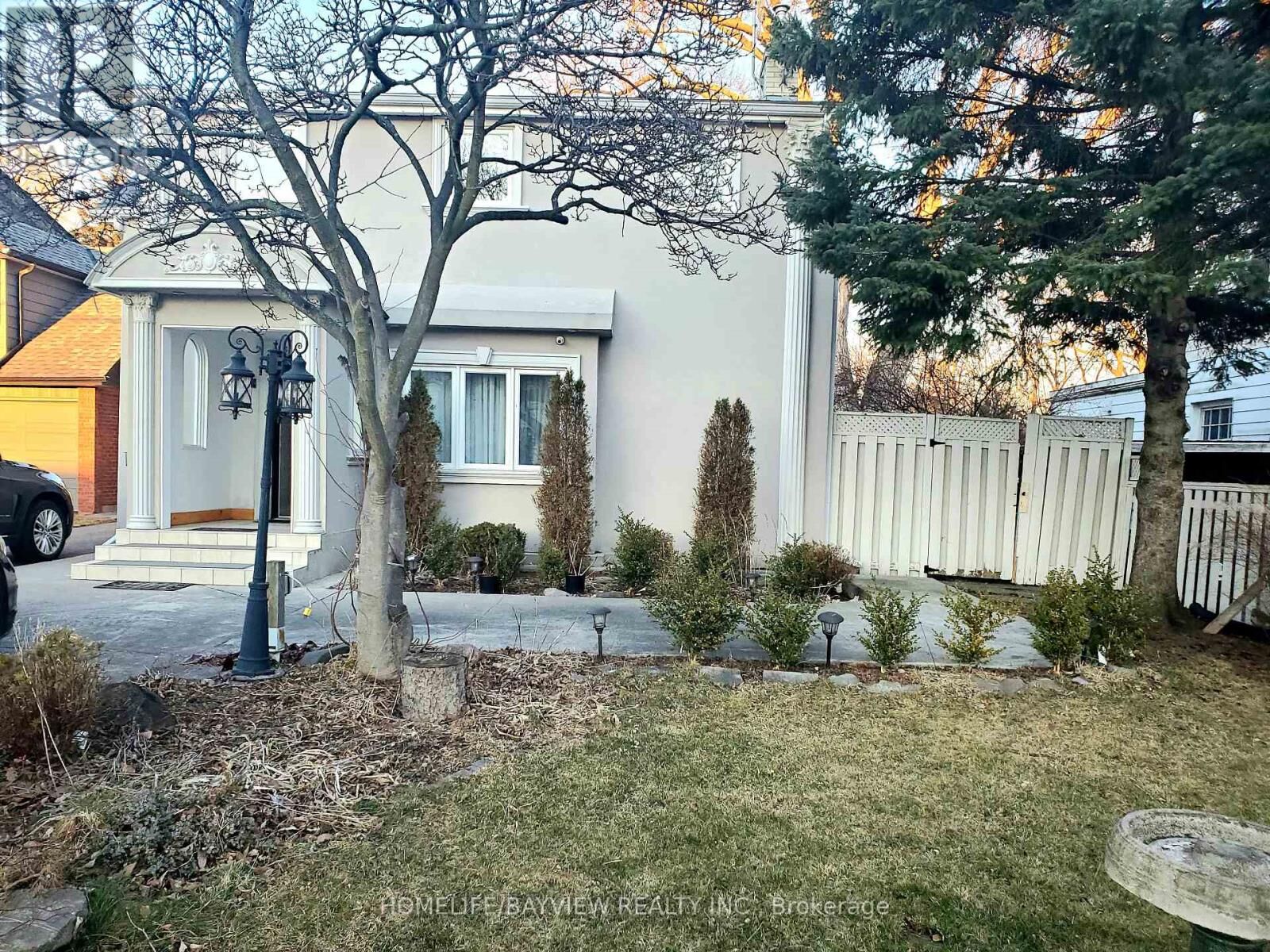 Property Photo:  70 Arcadian Circle  ON M8W 2Y9 
