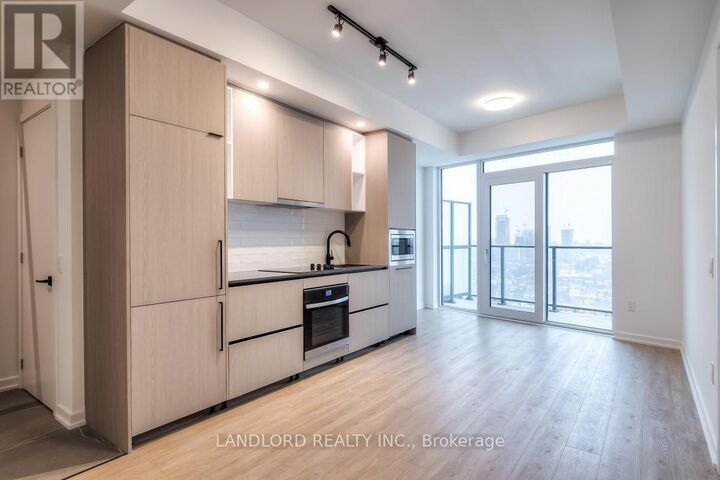 Property Photo:  10 Graphophone Grove 1412  ON M6H 0E5 