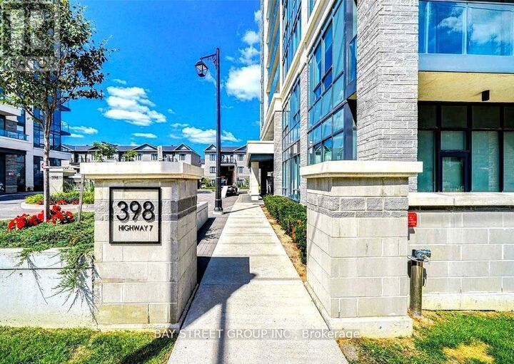 Property Photo:  398 Highway 7 Street East 902  ON L4B 0G6 