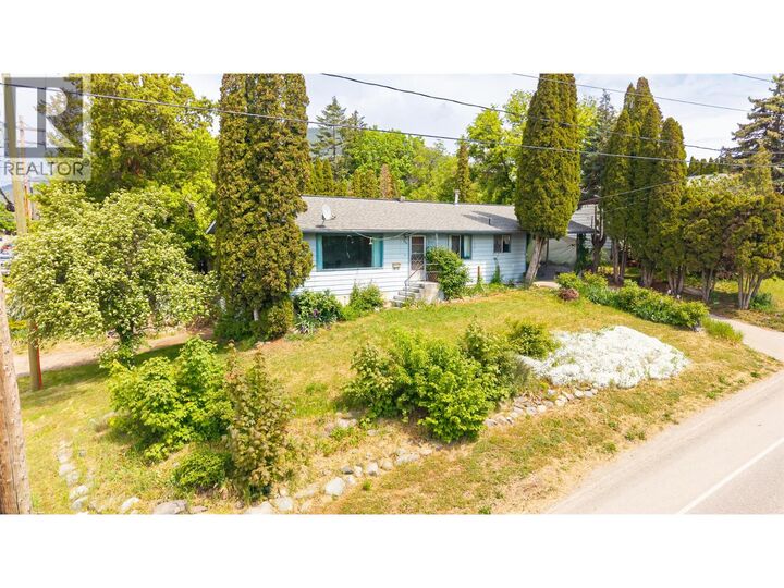 Property Photo: 1104 Erickson Street BC V0B 1G3
