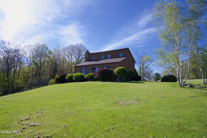 Property Photo:  229 Sprakers Road  NY 12160 