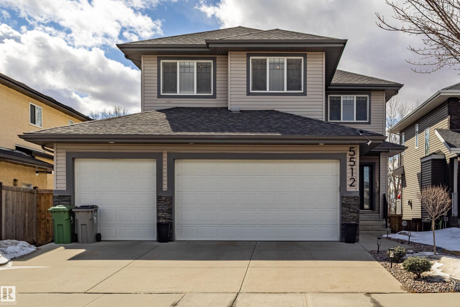 Property Photo: 5512 64 Street AB T4X 0H1
