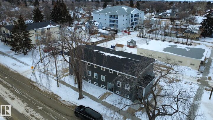 Property Photo:  4816 52 Street 7  AB T9A 3N2 