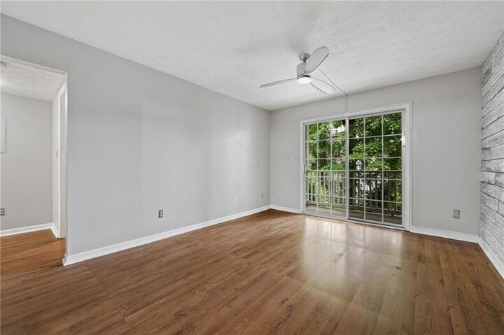 Property Photo: 3120 Seven Pines Court 205 GA 30339