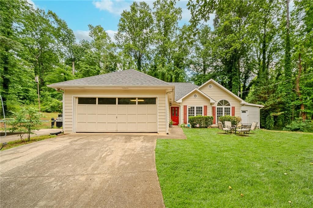 Property Photo:  2920 Ridge Court  GA 30041 