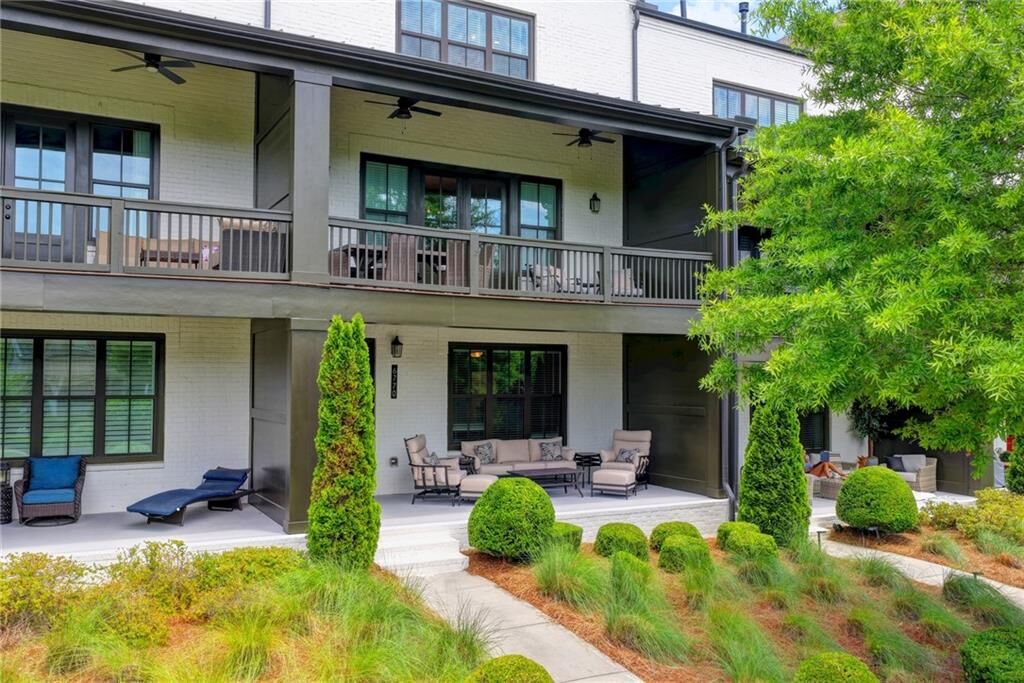 Property Photo:  6770 Whitman Walk  GA 30005 