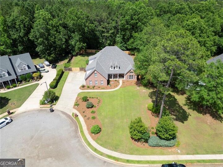 Property Photo: 102 Seven Pines Court GA 31069