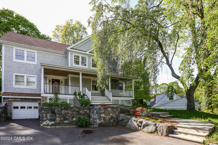 Property Photo: 52 Hunt Terrace CT 06831