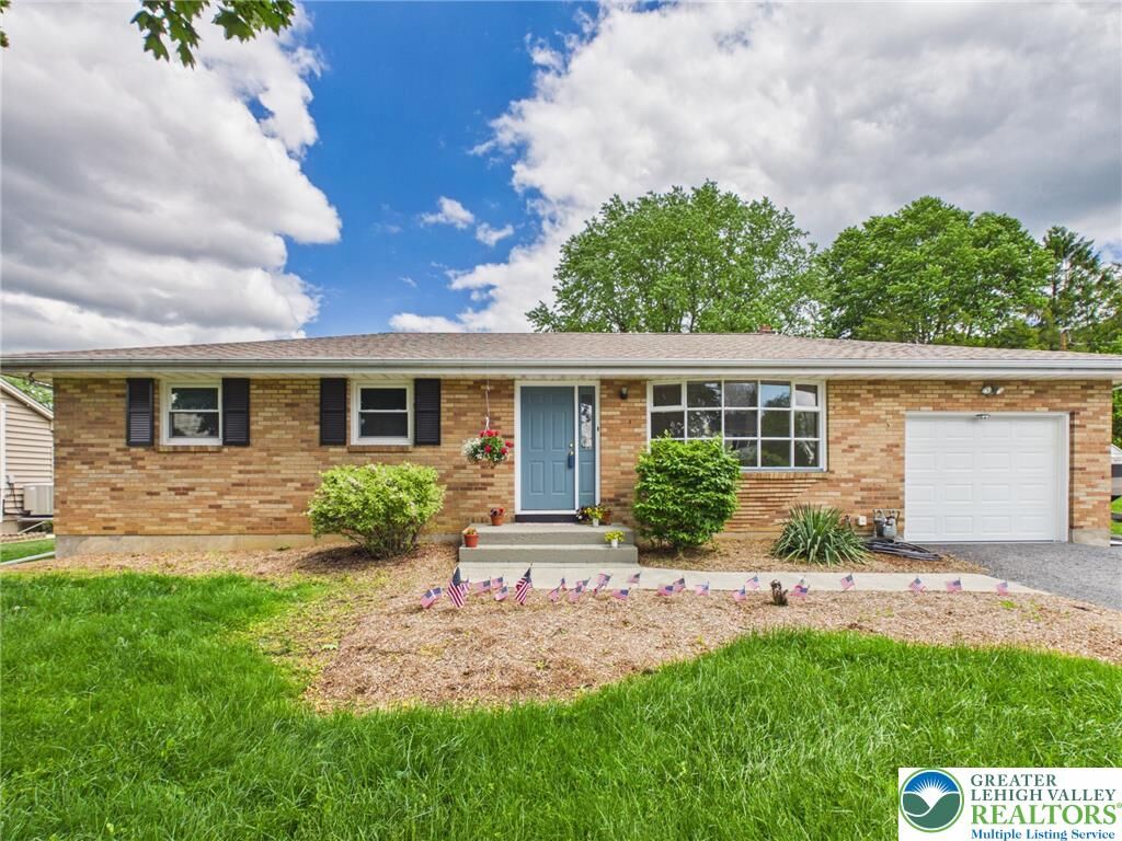 Property Photo: 3516 Whitney Avenue PA 18045