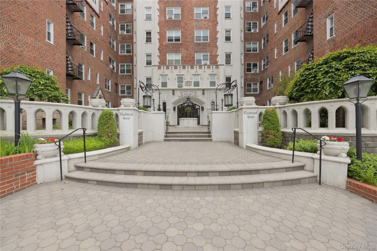Property Photo:  60 W Broad Street 1G  NY 10552 