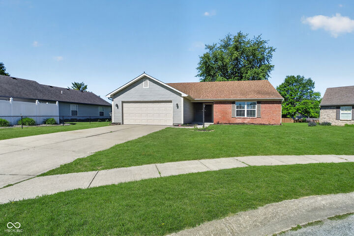 Property Photo:  4332 Churchman Court  IN 46237 