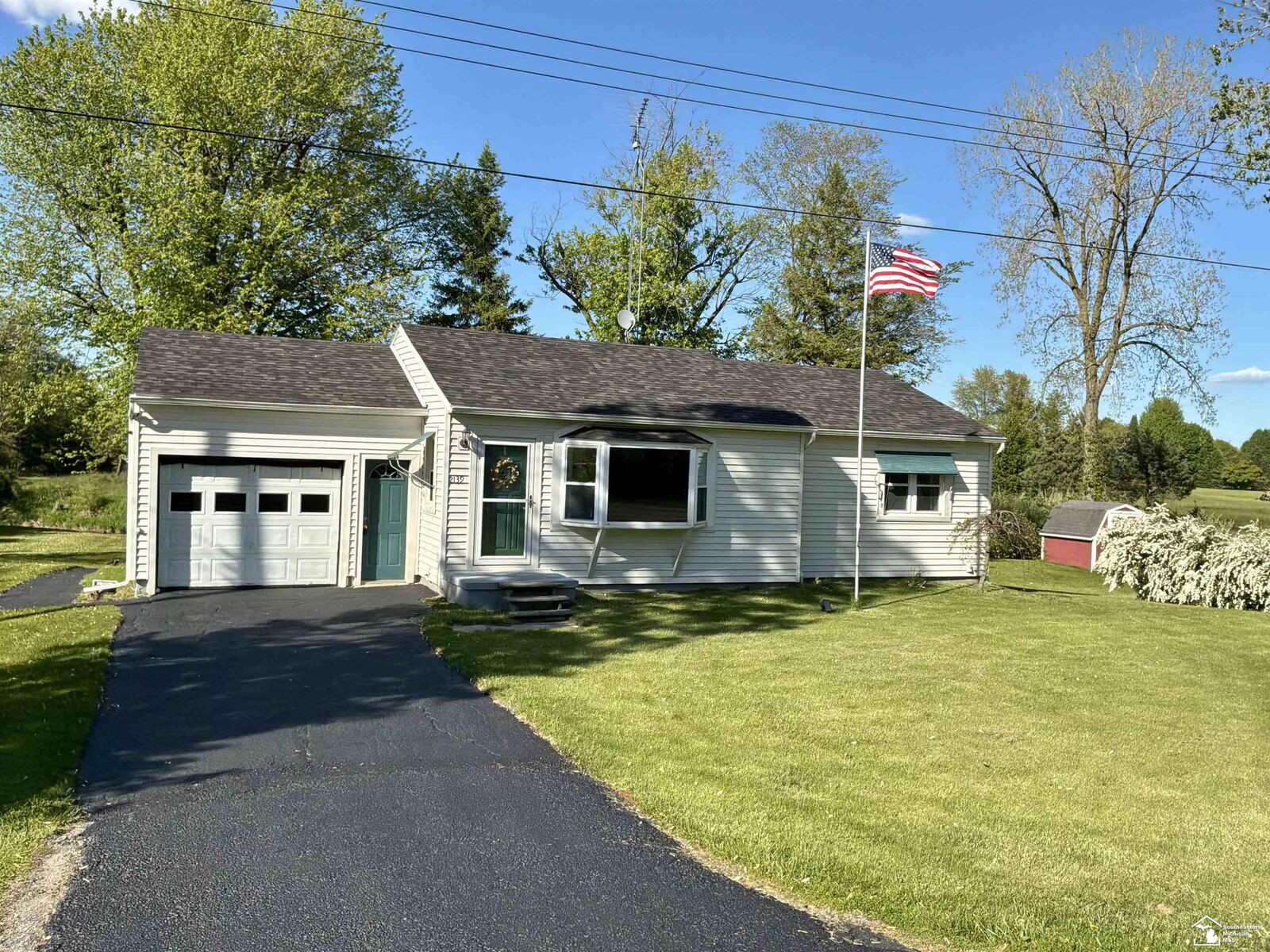 Property Photo:  2139 Sandy Creek Rd Common  MI 48162 
