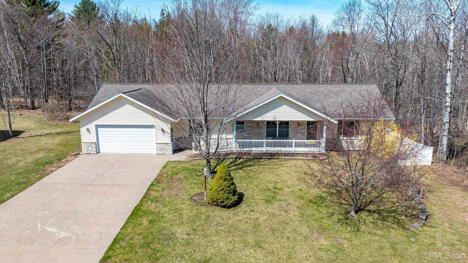 Property Photo: 1924 Sherwood Drive MI 49931