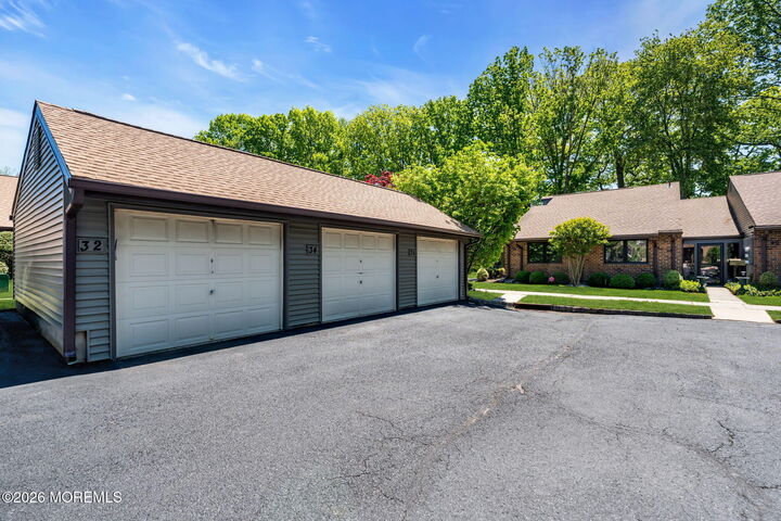 Property Photo:  34 Dickinson Court  NJ 07701 