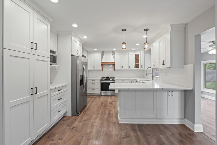 Property Photo:  6S415 Concord Road  IL 60540 