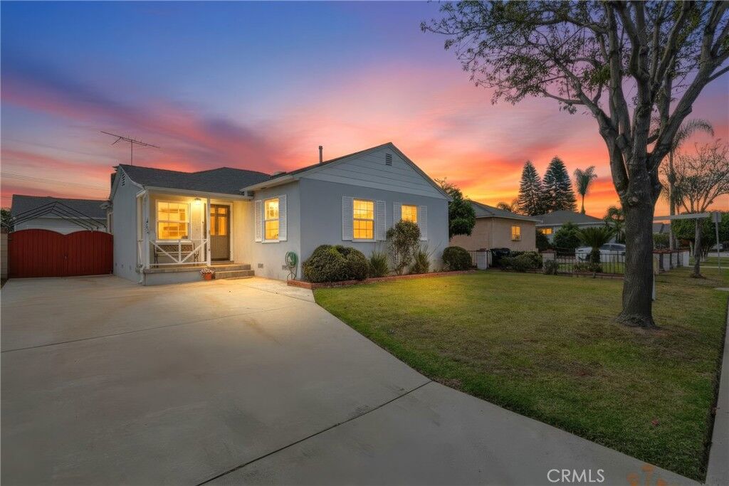 Property Photo:  7816 Cord  CA 90660 