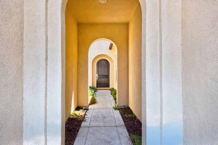 Property Photo:  5827 Tree Swallow Cir  CA 95677 
