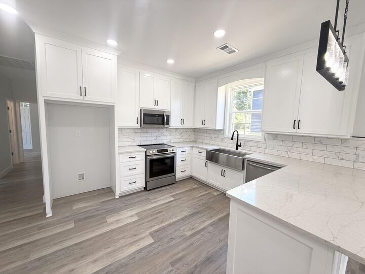 Property Photo:  611 Cicada Cv.  MS 38804 