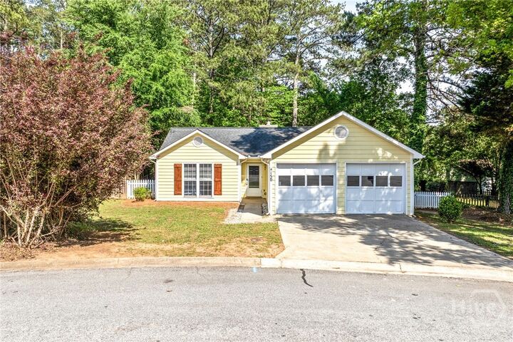 Property Photo:  150 Rebecca Place  GA 30605 