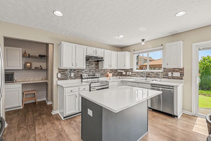 Property Photo: 174 Ridgewood Drive KY 41001