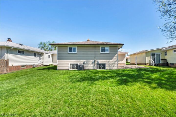 Property Photo:  15816 Mendota Avenue  OH 44137 