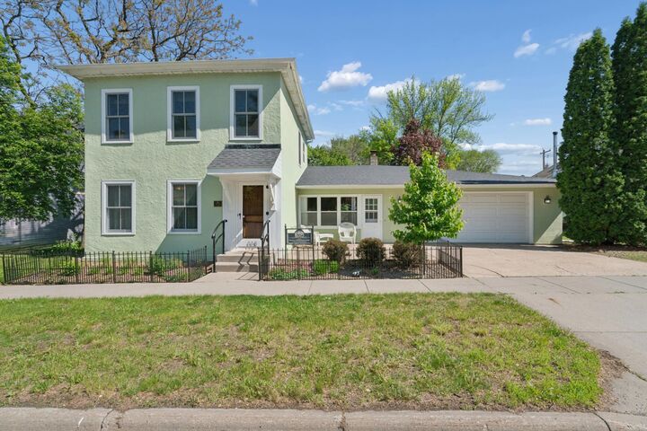 Property Photo:  113 4th Street E  MN 55315 