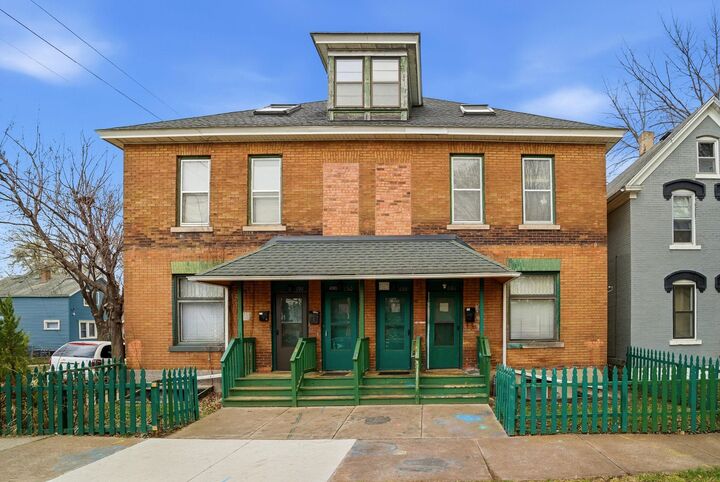 Property Photo:  686 Virginia Street  MN 55103 