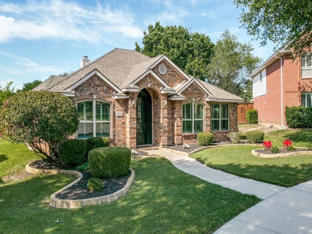 Property Photo:  4705 Carolwood Drive  TX 75024 
