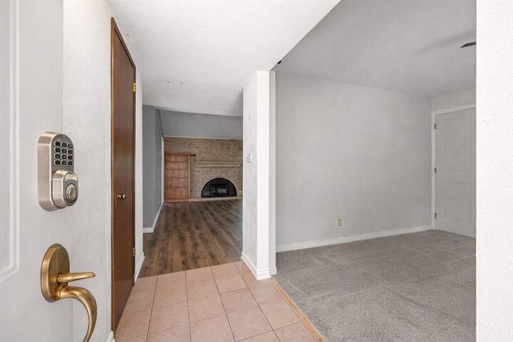 Property Photo:  7009 Forestview Drive  TX 76016 