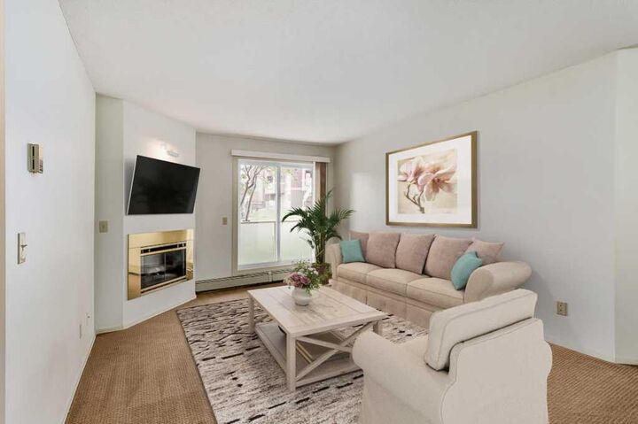 Property Photo:  3400 Edenwold Heights NW 1211  AB T3A 3Y5 