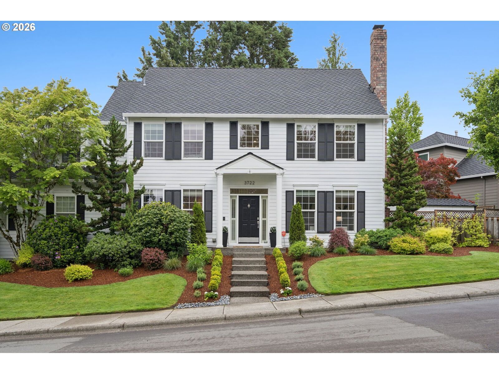 Property Photo: 3722 NW Loriann Dr OR 97229