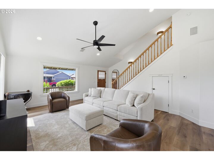 Property Photo:  74 Sunday Dr  OR 97426 