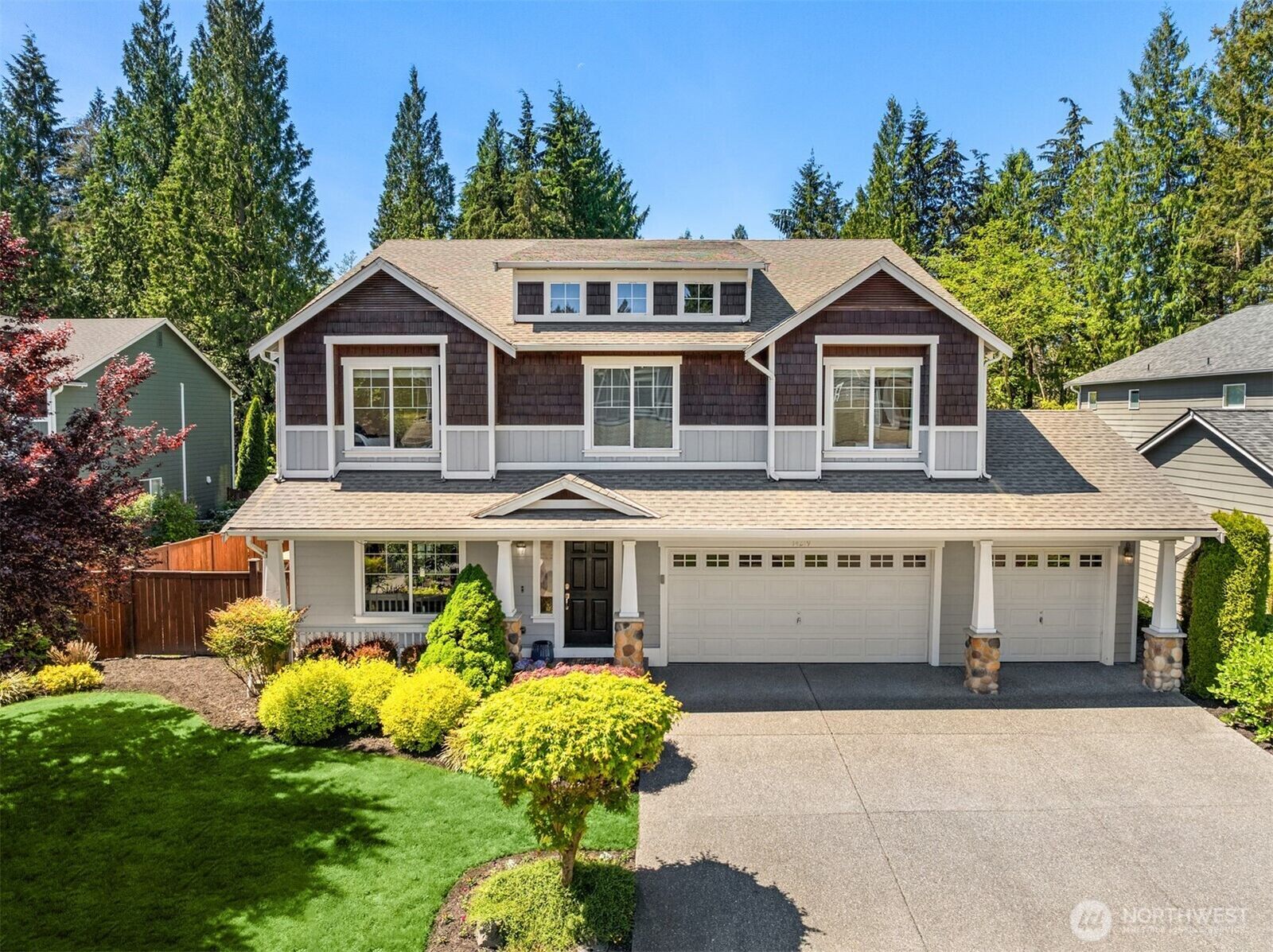 Property Photo:  14219  284th Place NE  WA 98019 