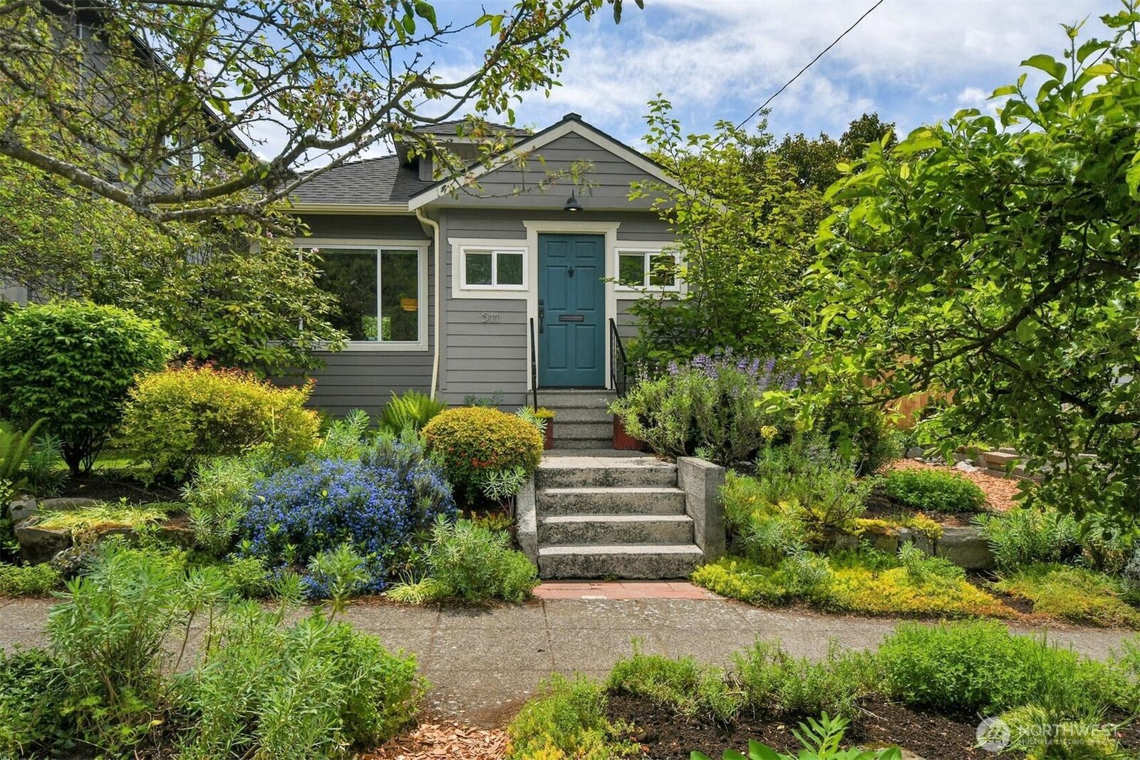 Property Photo:  511 N 82nd Street  WA 98103 