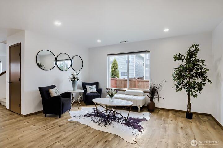 Property Photo:  2307  118th Avenue SE  WA 98258 