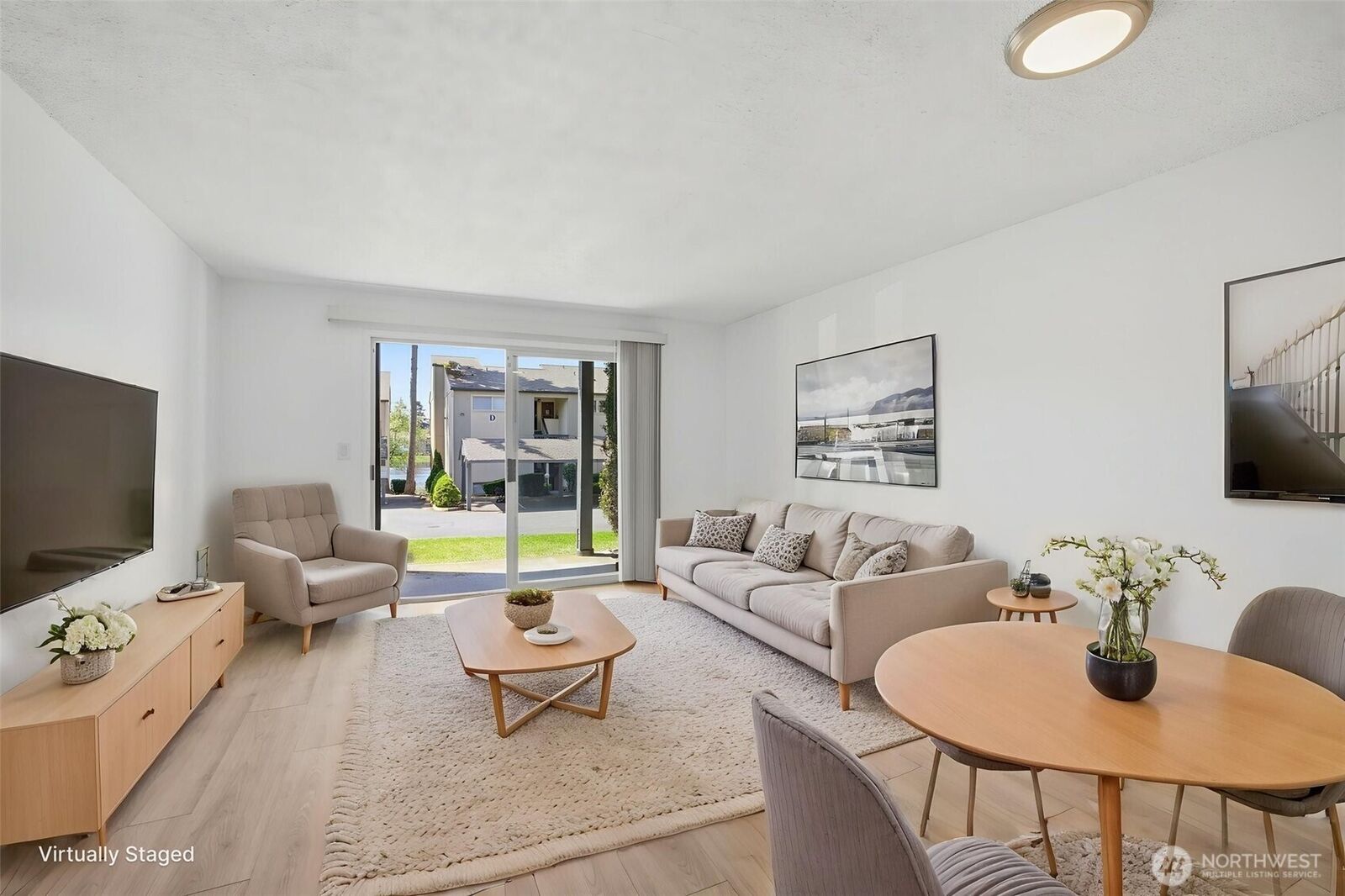 Property Photo:  31003  14th Avenue S E2  WA 98003 