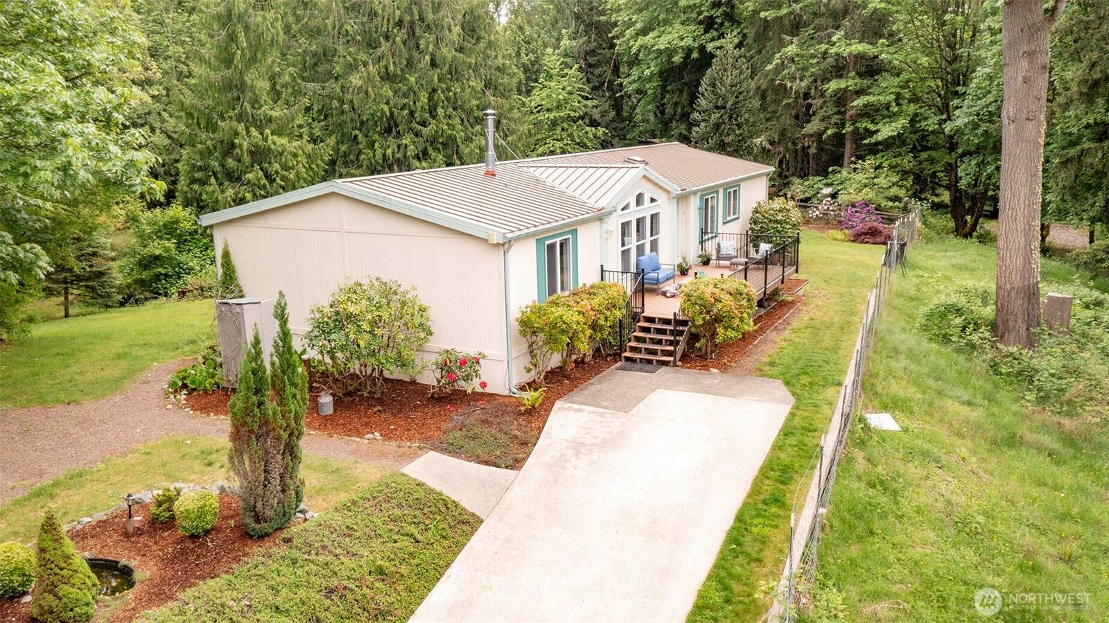 Property Photo: 15221 342nd Avenue NE WA 98019