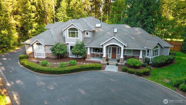 Property Photo:  19930  170th Avenue NE  WA 98072 
