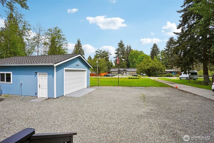 Property Photo:  16625  190th Ave  SE  WA 98058 