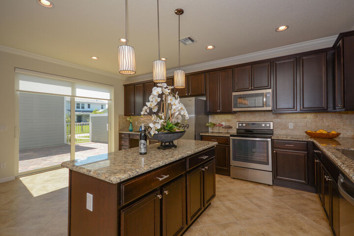 Property Photo:  1342 Turnbridge Drive  FL 33458 