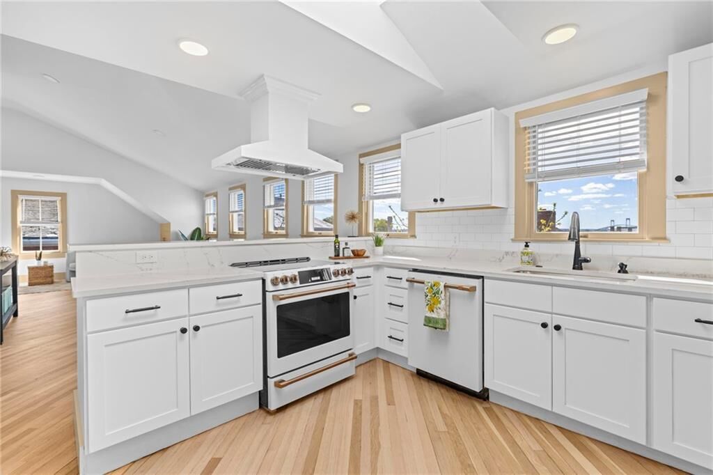 Property Photo: 18 Barney Street 3 RI 02840