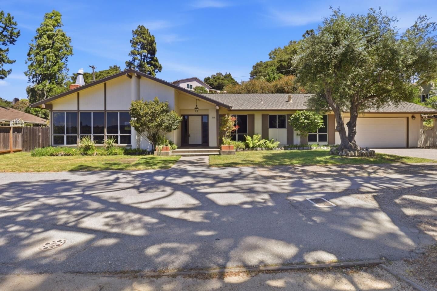 Property Photo:  112 Linden Lane  CA 94402 