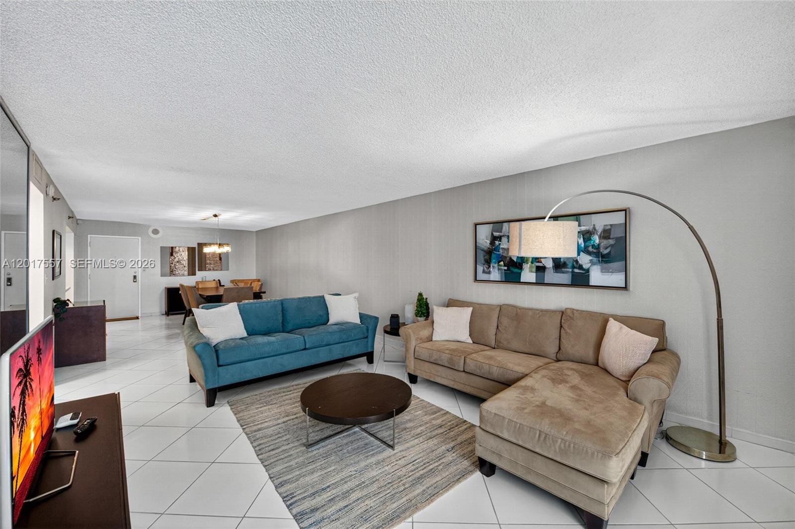 Property Photo:  2401 Collins Ave 1107  FL 33140 