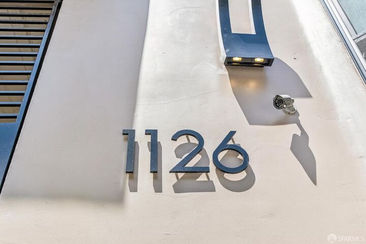 Property Photo:  1126 Harrison Street  CA 94103 